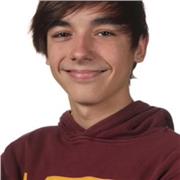 Profesor de inglés versátil para todas las edades y niveles. Nivel C2 Proficiency, pero tengo todos los títulos de Cambridge.